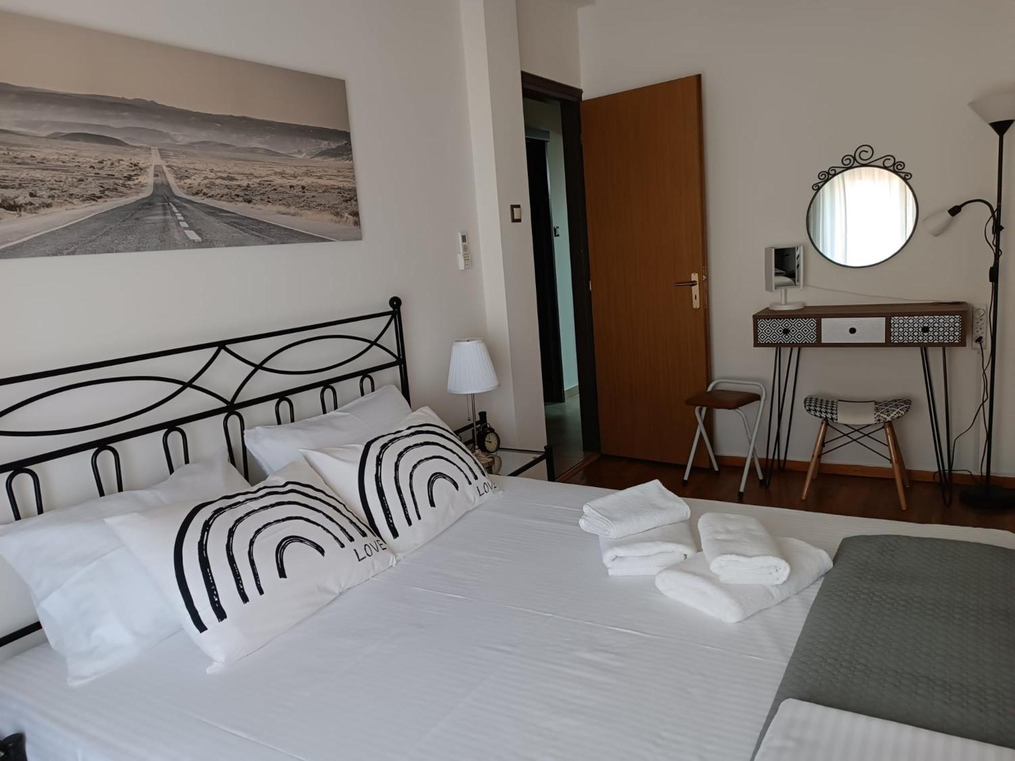 Cosy Apartment On Dragon Street Atena Exterior foto